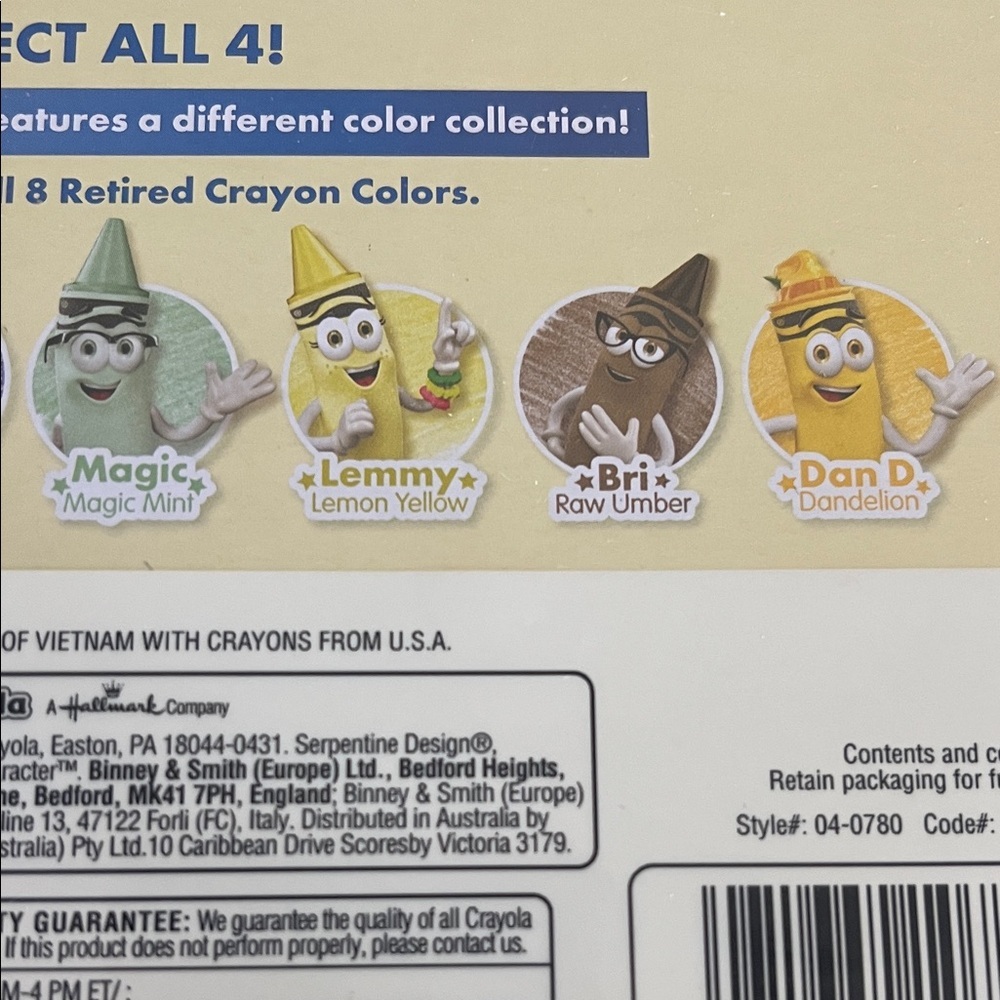Crayola Limited Edition Collection Molly Mulberry Art Set - Picture 7 of 7